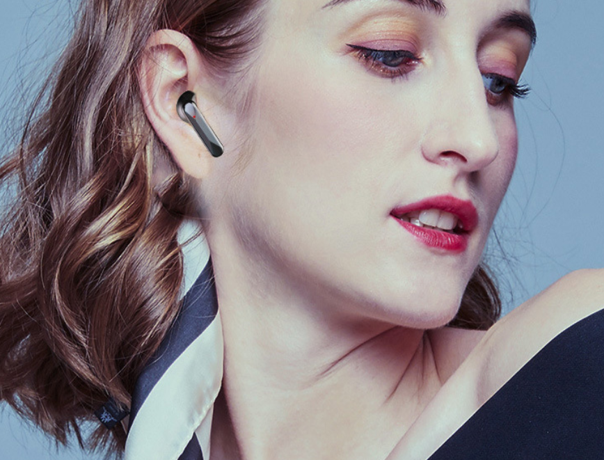 The New Bluetooth Black Tech Wireless Headset